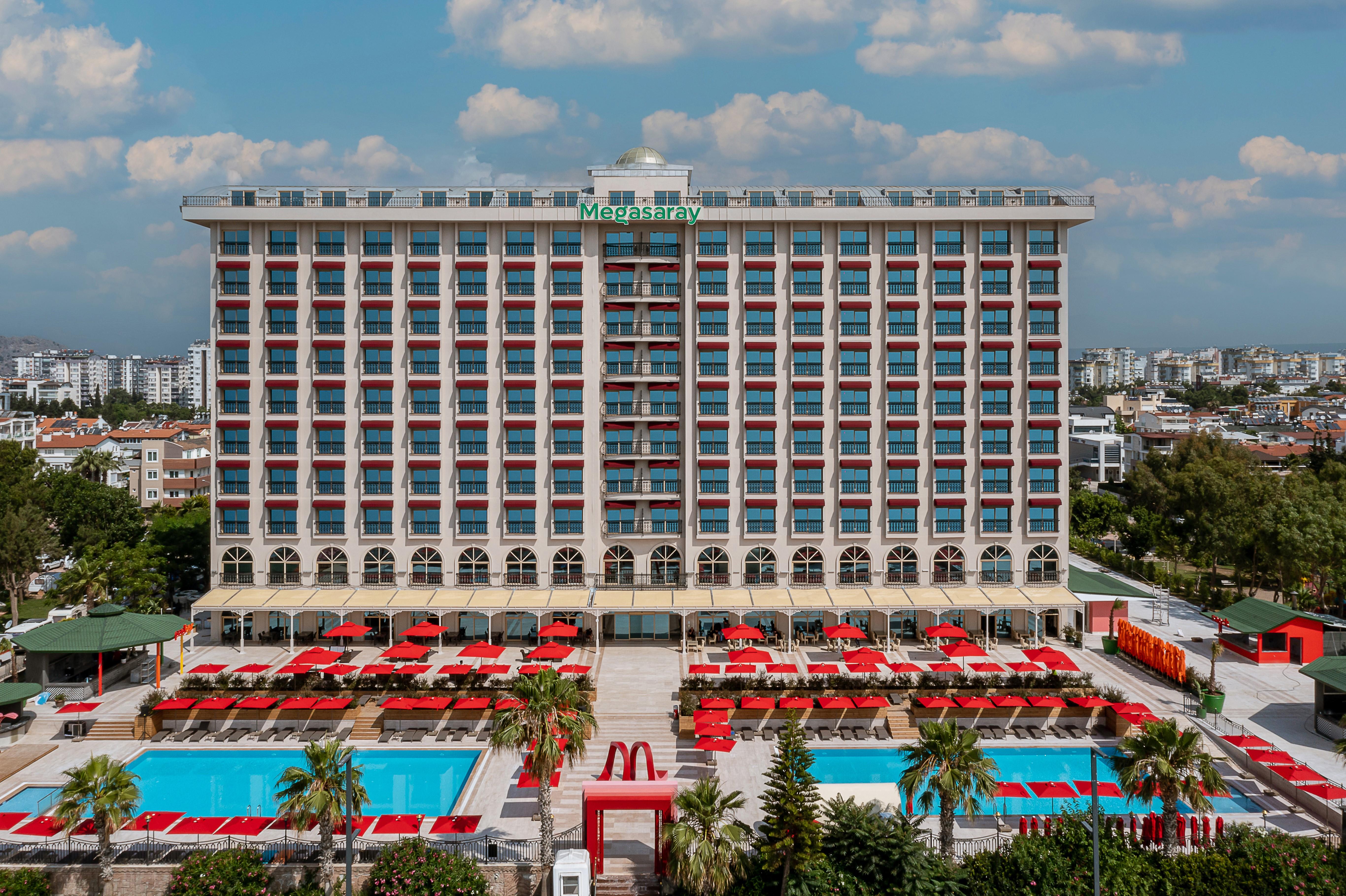 Megasaray Westbeach Antália Exterior foto The hotel in 2012