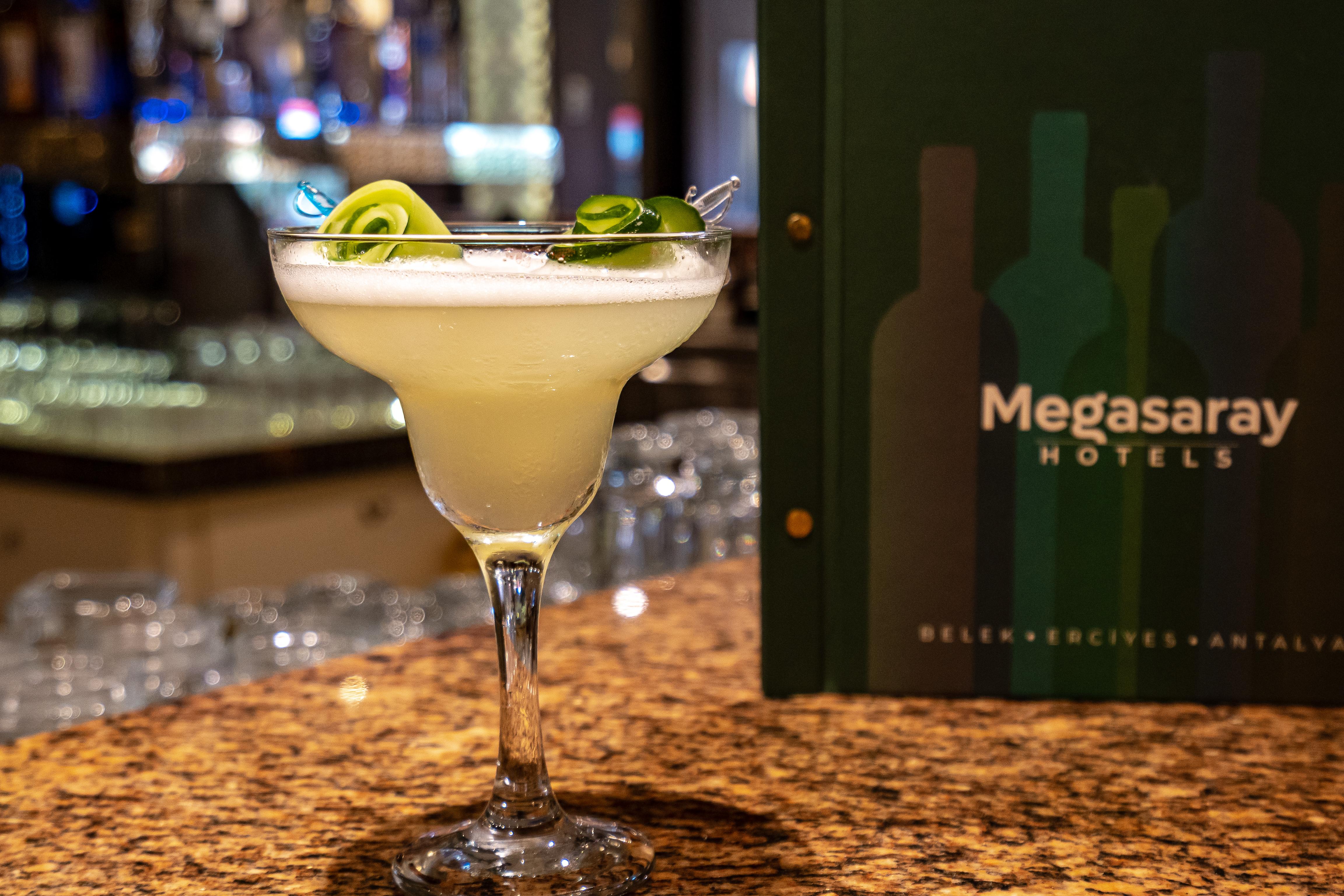 Megasaray Westbeach Antália Exterior foto A Kiwi Sour