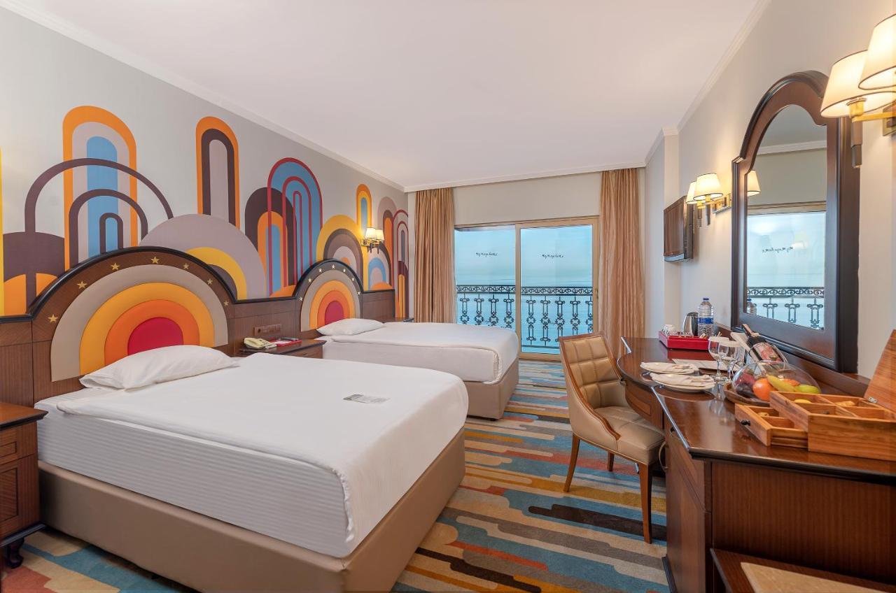 Megasaray Westbeach Antália Exterior foto Deluxe Room